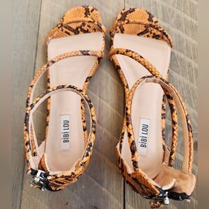 🩵 Anthropologie Bibi Lou Women's Snakeskin Python Sandals - Orange & Black